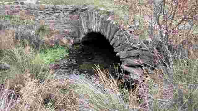 Alcantarilla sobre el arroyo de la Vega del Álamo