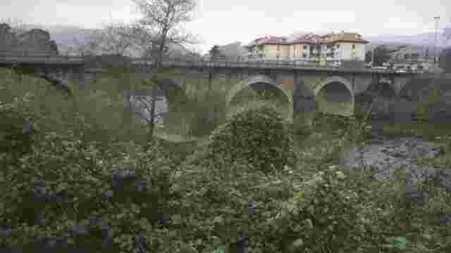 Bridge over the River Besaya in Cartes
